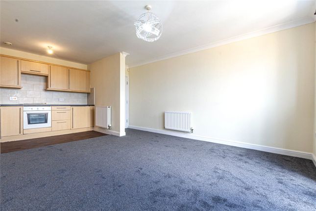 28, Croft Court, Rastrick photo 3