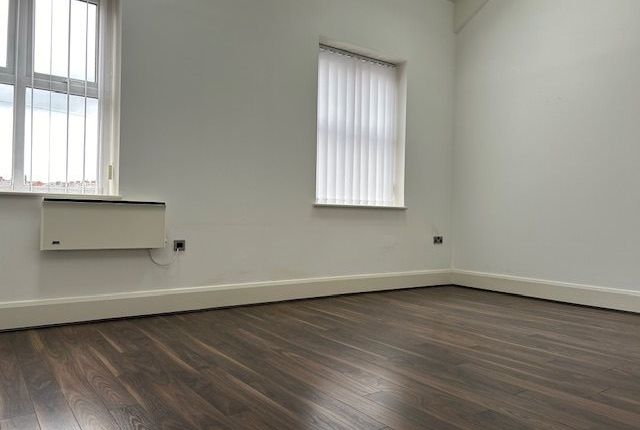 Flat to rent in Atlas Mill, Bentnick St, Bolton