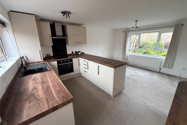 5, Jubilee Gardens, High Peak photo 2