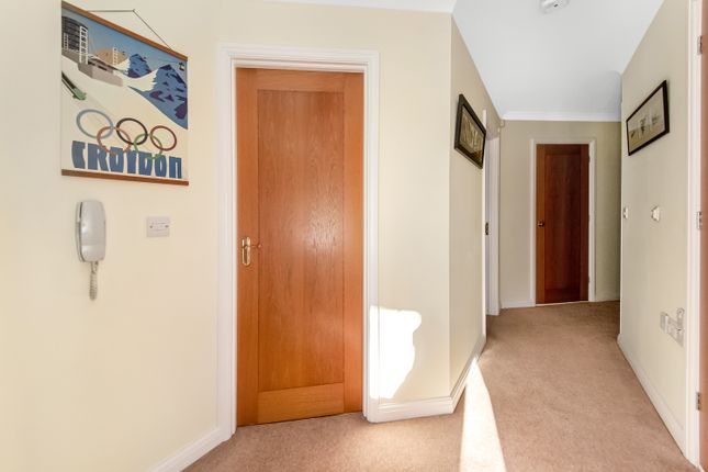 Flat for sale in Nottingham Road, South Croydon