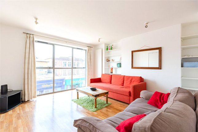 Thumbnail Flat to rent in Seven Sisters Road, Islinton, London