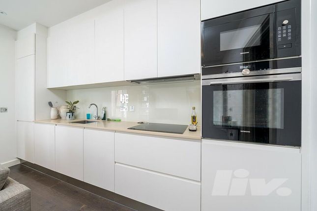 19 Mountview Lodge, Swiss Terrace, London photo 4