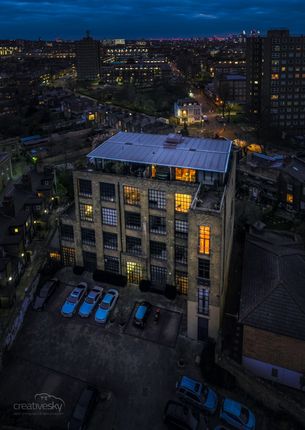 Flat to rent in Asylum Road, London