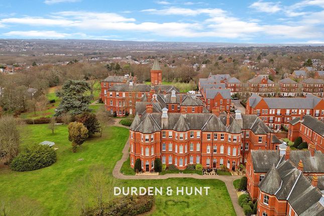Thumbnail Flat for sale in Sutherland House, Repton Park