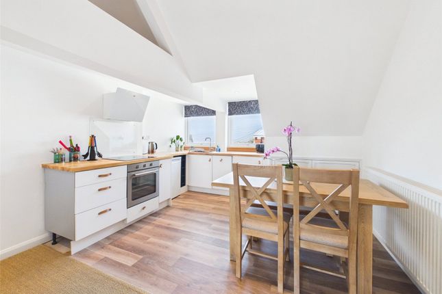 Apartment 3, 8, Summerleaze Crescent, Cornwall photo 2
