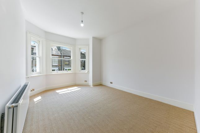 Ringford Road, London photo 4