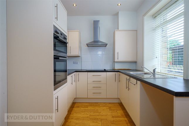 3, Derwent Road, Holmfirth photo 4