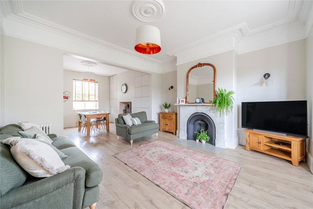 2, Moorland Terrace, Leeds photo 2