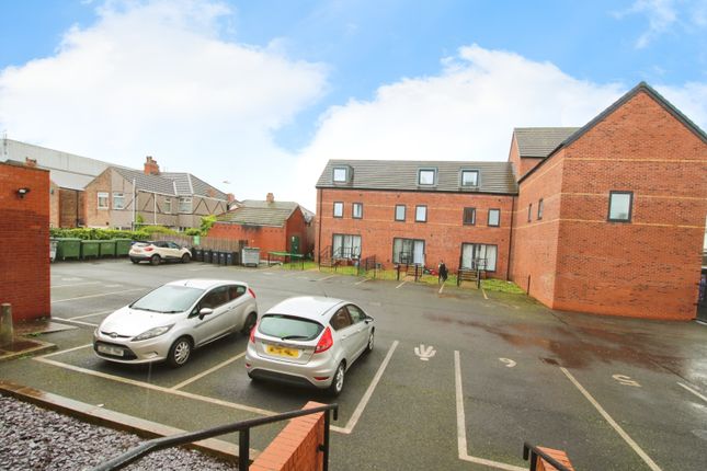 Flat for sale in Grimsby Road, Cleethorpes