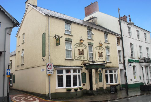 Thumbnail Hotel/guest house for sale in High Street, Lampeter