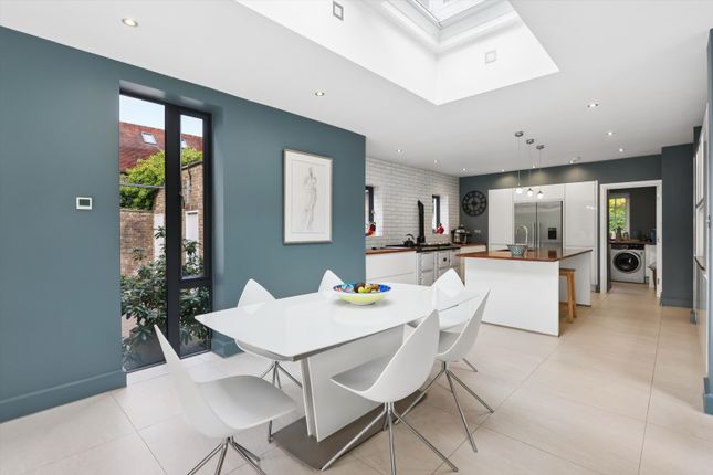 1, Ruden Way, Epsom photo 4