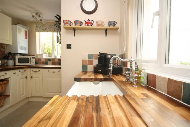 61, Staple Hall Road, Milton Keynes photo 4