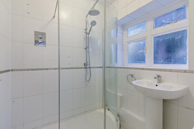71, Elm Park Court, Pinner photo 4