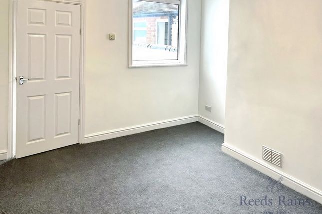 35, Selwyn Street, Staffordshire photo 5