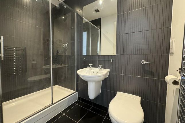 Echo One, Cross Green Lane, Leeds photo 4
