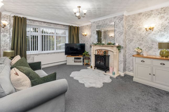 11 Deepdale Drive, Prescot photo 3