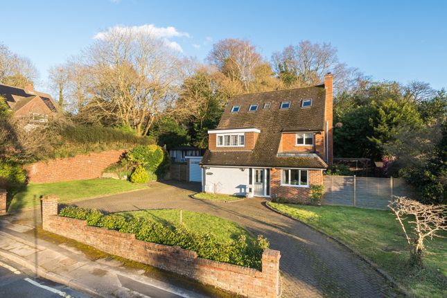 Thumbnail Detached house for sale in Bylands, Woking