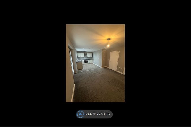 2-bed flat on Martin House Anglia Apartments, Newmarket Road Dyserth, Rhyl, £950/mo