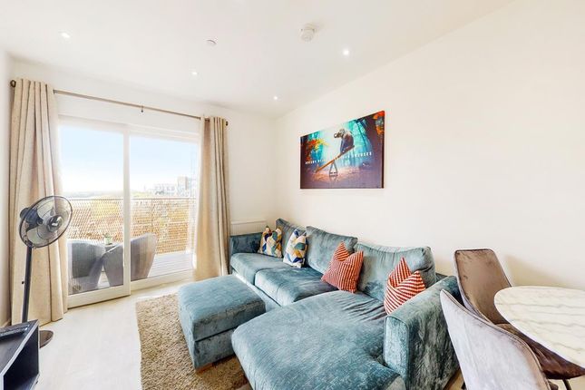 Flat for sale in Perryfield Way, London