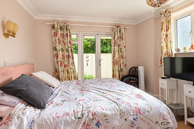 1 Roseland Court, Station Road, Sidmouth photo 4