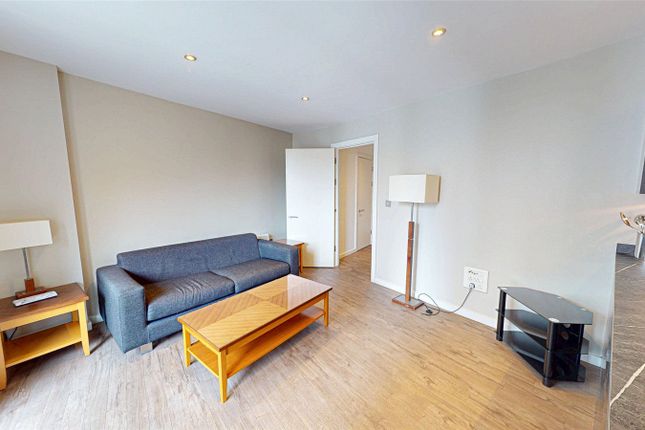 411 Icon, Manchester photo 3