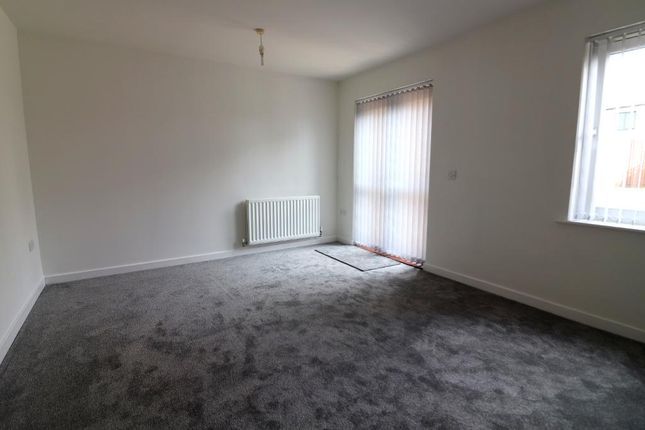 35, Someries Hill, Luton photo 3