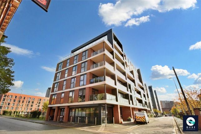 1-bed flat on Apartment 409, Bridgewater Gate, Woden Street, Salford, £90,000