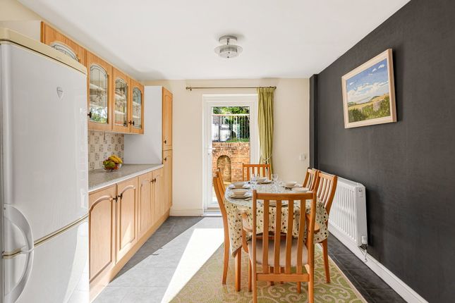 37, John Gay Road, Barnstaple photo 4