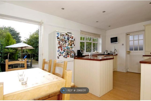 Sharps Lane, Ruislip photo 2