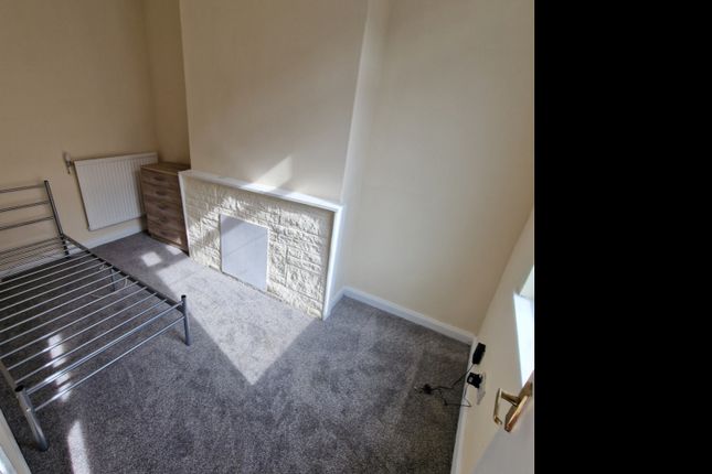 30, Goosebutt Street, Rotherham photo 3