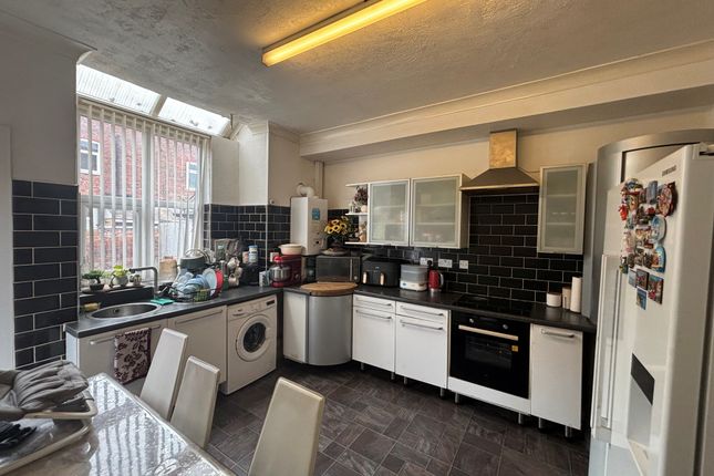 9, Stockport photo 5