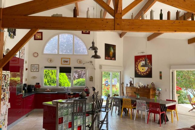 Country house for sale in La Roche-Chalais, Dordogne, France - 24490