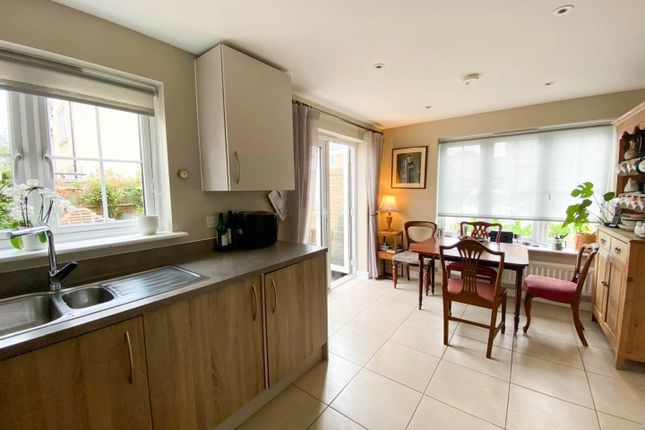 3, Challis Close, Sawston, Cambridge photo 3