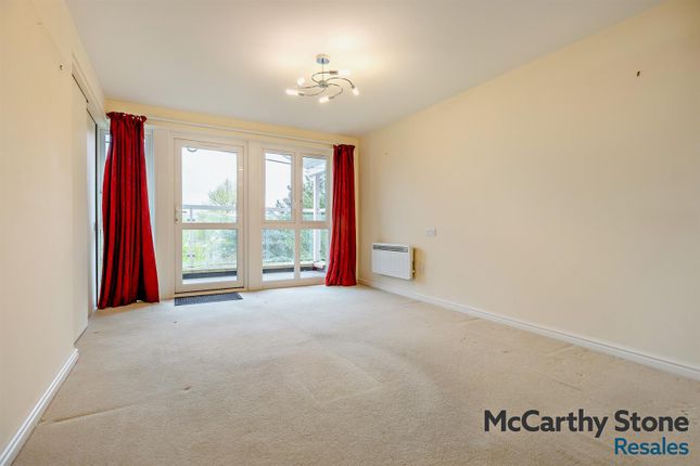 42 Isabel Court, Cowick Street, Exeter photo 4