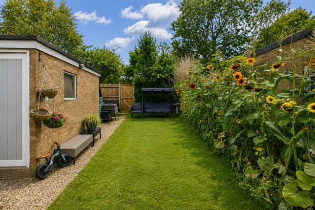 3, Gravely Court, Hemel Hempstead photo 3