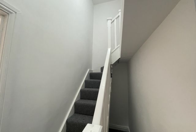 18b, KIDDERMINSTER photo 5