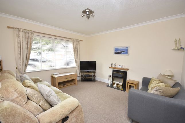 55, Gordon Road, Margate photo 4