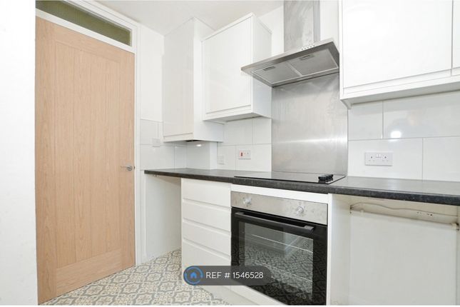 Moorside, Stratford Way, Hemel Hempstead photo 5