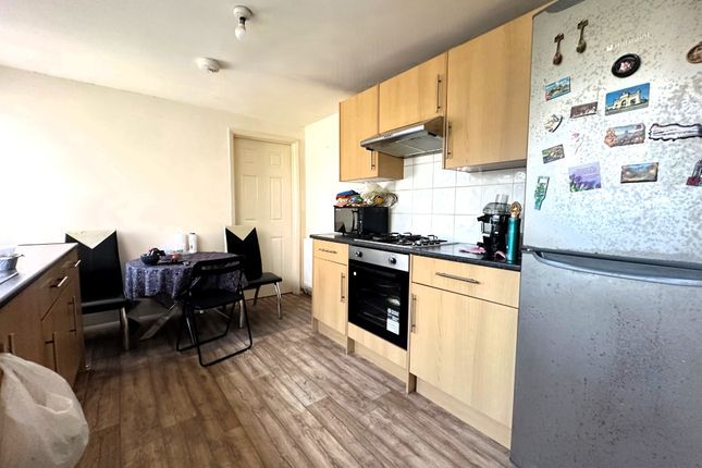 32, North Street, Wellingborough photo 3