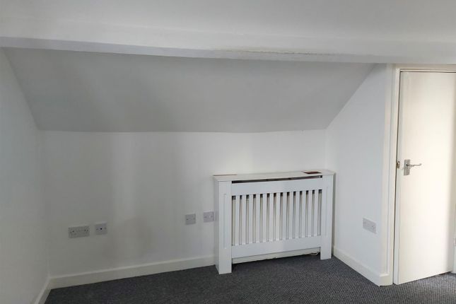 Flat 10, 356, Rosliston Road, Burton On Trent photo 4