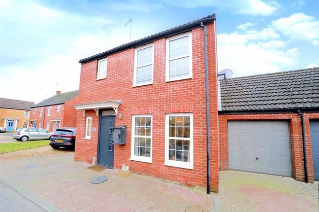 3 bed detached house for sale in Birch Covert, Thetford IP24