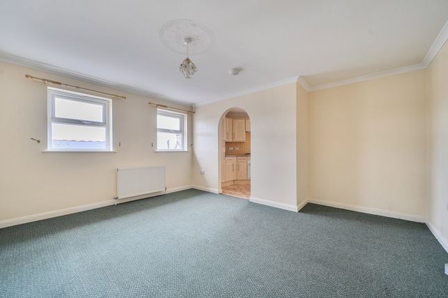 48, Harris Close, Callington photo 2