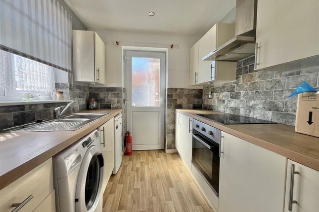 8, Fuchsia Way, Clacton-On-Sea photo 2