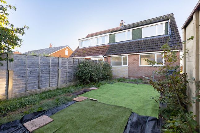 Yew Tree Avenue, Chorley photo 4