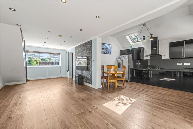 33a, Winchester Road, Feltham photo 2