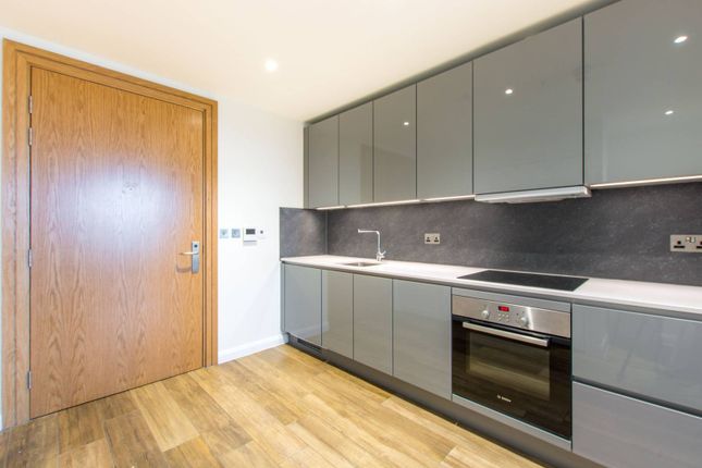 Studio to rent in Vantage Point, Junction Road, Archway, London