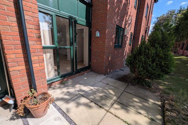 17, Priory Wharf, Birkenhead photo 3