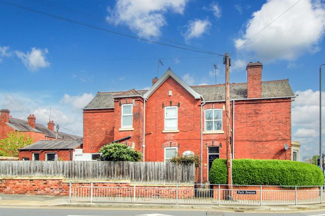 End terrace house for sale in Park Avenue, Wakefield