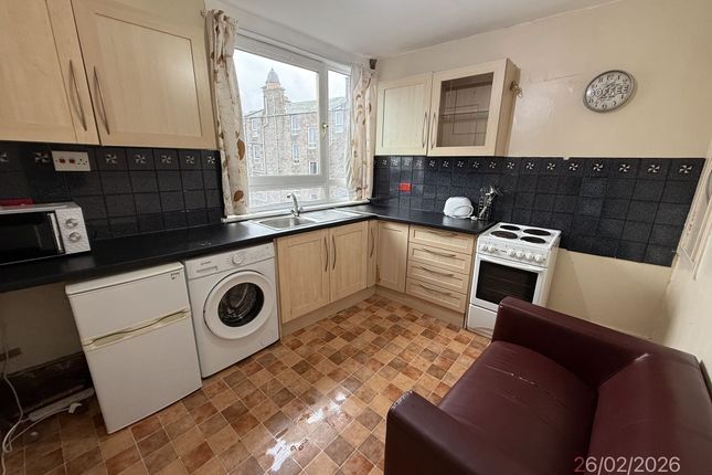 1-bed flat on Baker Street, Top Floor Left, Aberdeen, AB25, Top Floor Left, Aberdeen, £400/mo