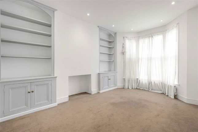 21B, Erlanger Road, London photo 2